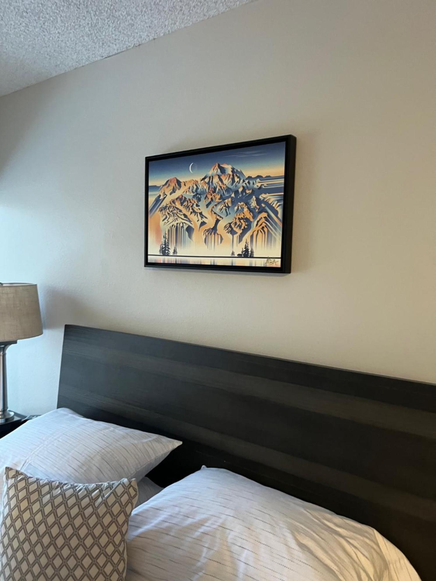 The Pioneer At 1400k Apartment *